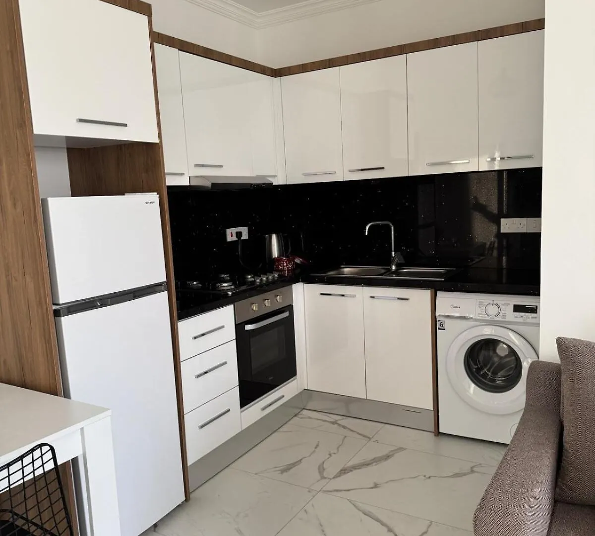Long Beach'De Stuedyo Daire Aglantzia Cyprus